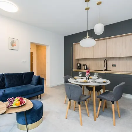 City Center Sikorskiego By Renters Apartment Posen
