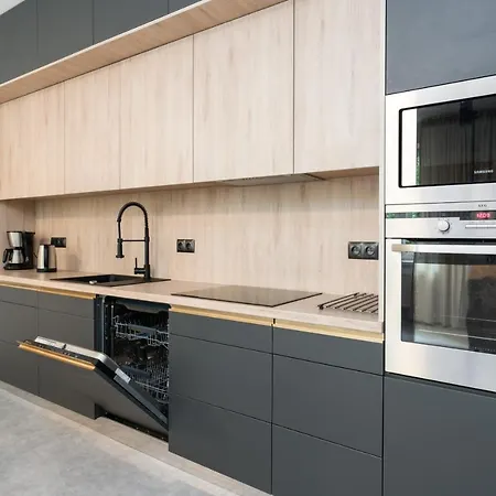 City Center Sikorskiego By Renters Apartment Posen